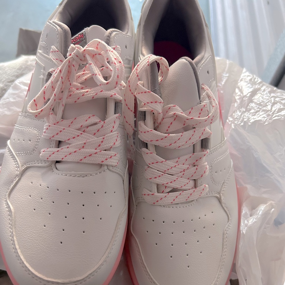 Woman’s shoes